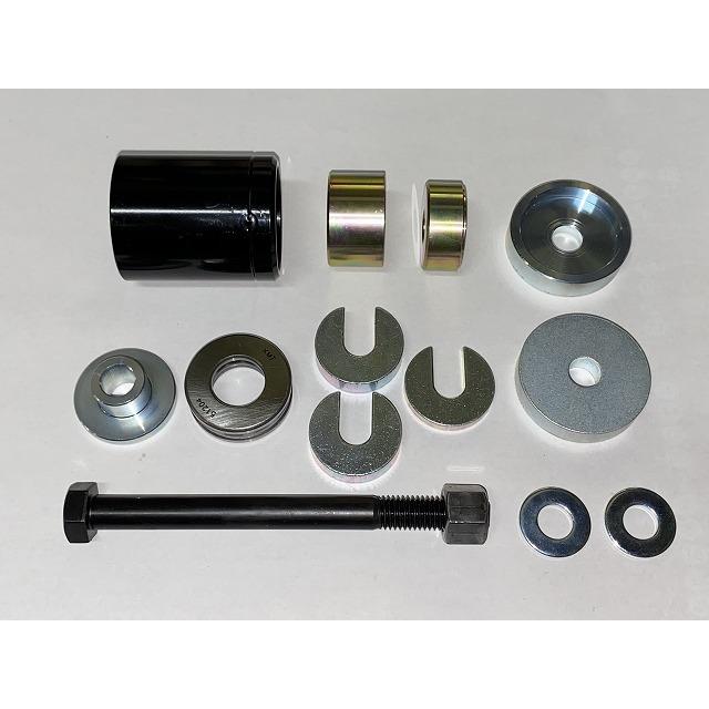 トヨタ（TOYOTA） 個人宅発送可能 イケヤフォーミュラ ブッシュ