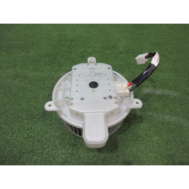 クラウン DAA-GWS204 ヒーターブロアモーター デンソー 272600-0323