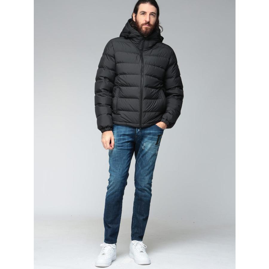 MONCLER（モンクレール） ダウン アウター メンズ フード ロゴ