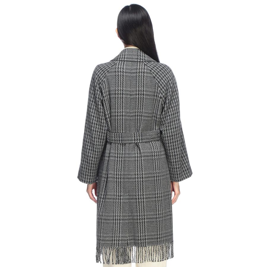 MAXMARA WEEKEND LINE（マックスマーラウィークエンドライン