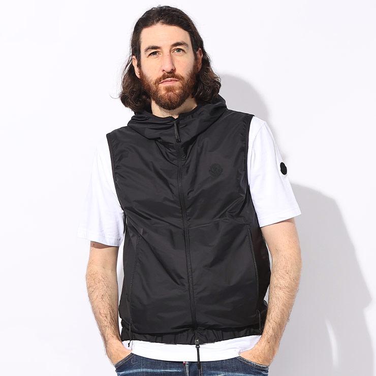 MONCLER（モンクレール） 撥水 ナイロン ワンポイントロゴ フード付き