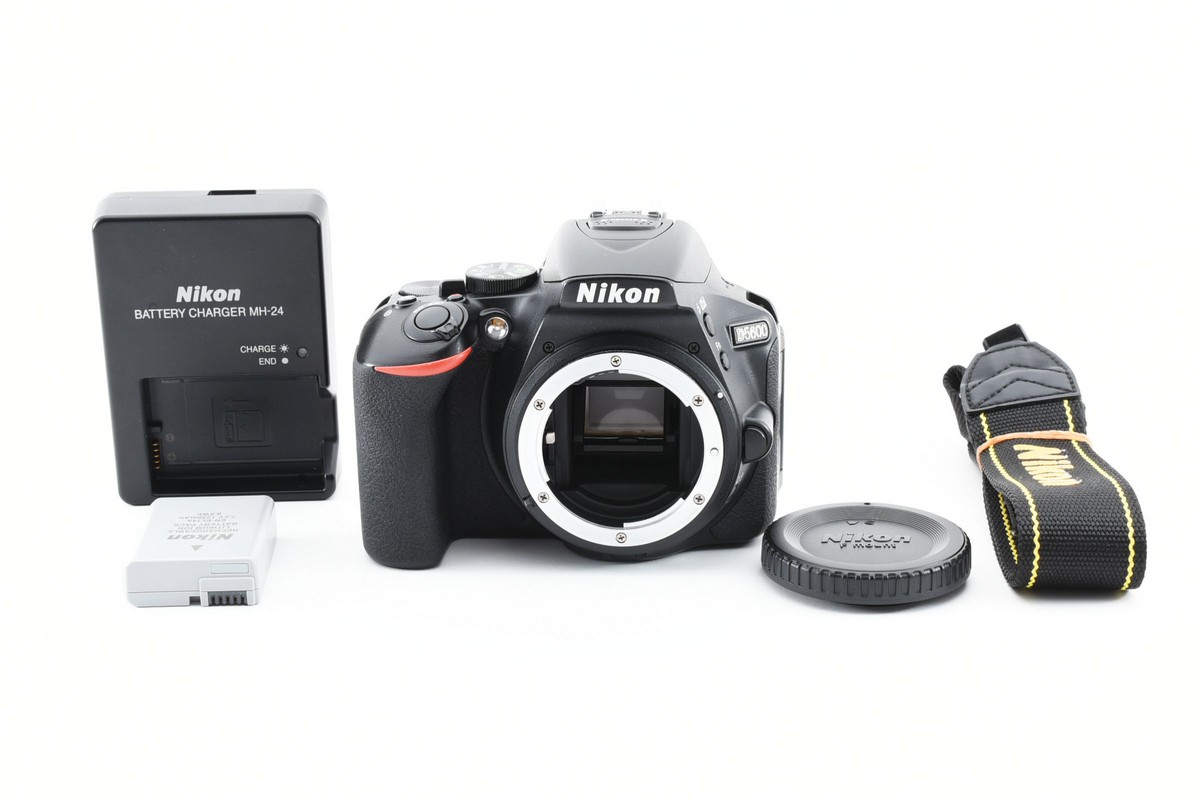 ニコン ニコンDシリーズ D5600 ボディ デジタル一眼レフカメラ - 最