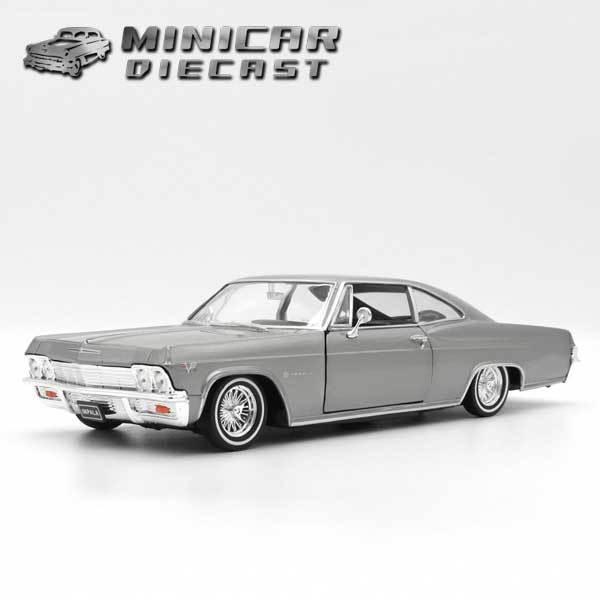 1/24 箱入り ミニカー 1965 Chevrolet Impala SS 396 ワイヤーホイール