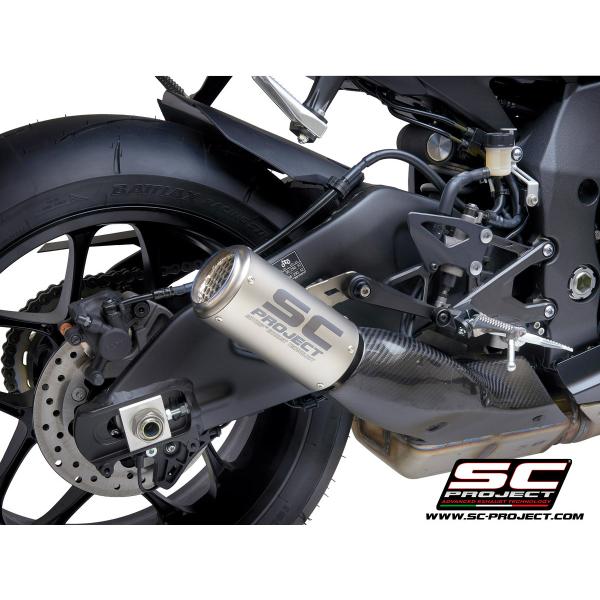公道走行可 Yamaha YZF-R1 / R1M 20-25 SC Project CR-T スリップオン