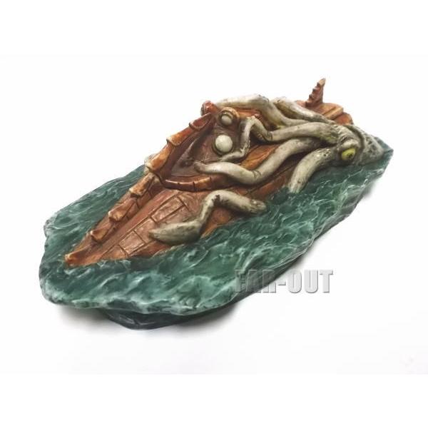 ハーモニーキングダム 海底2万マイル 潜水艦ノーチラス号 フィギュア