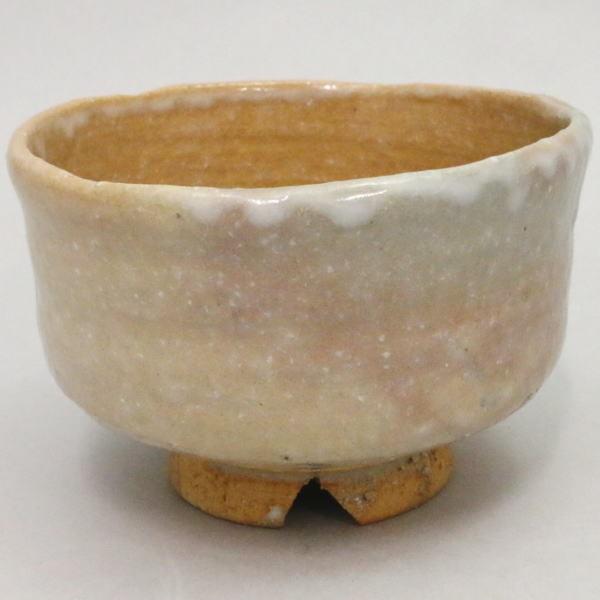 茶道具 抹茶茶碗 萩焼き 表千家伝来 武蔵野写し 割高台 金本明夫作