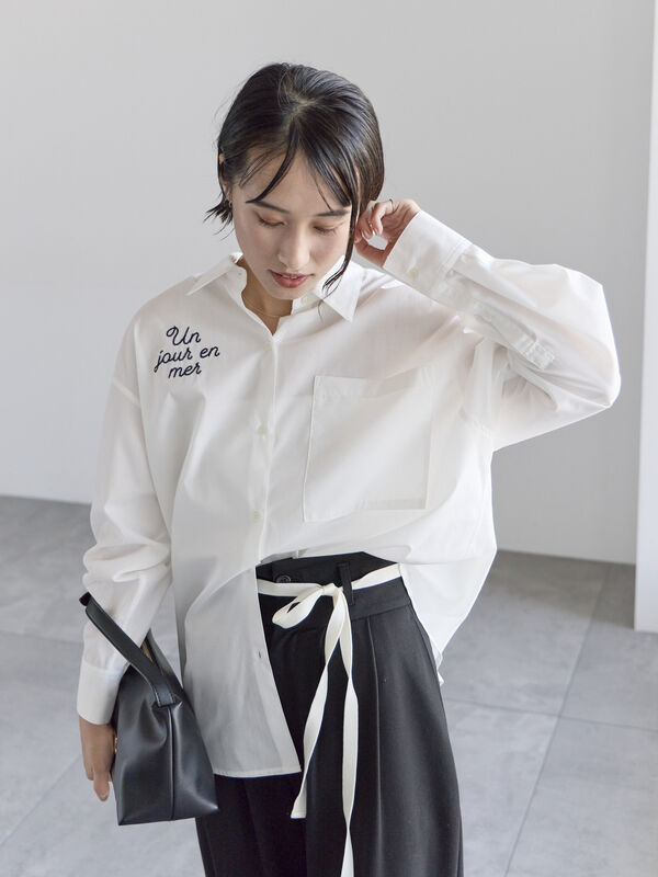 ポイント刺繍シャツ《2026 spring catalog item》（オフホワイト
