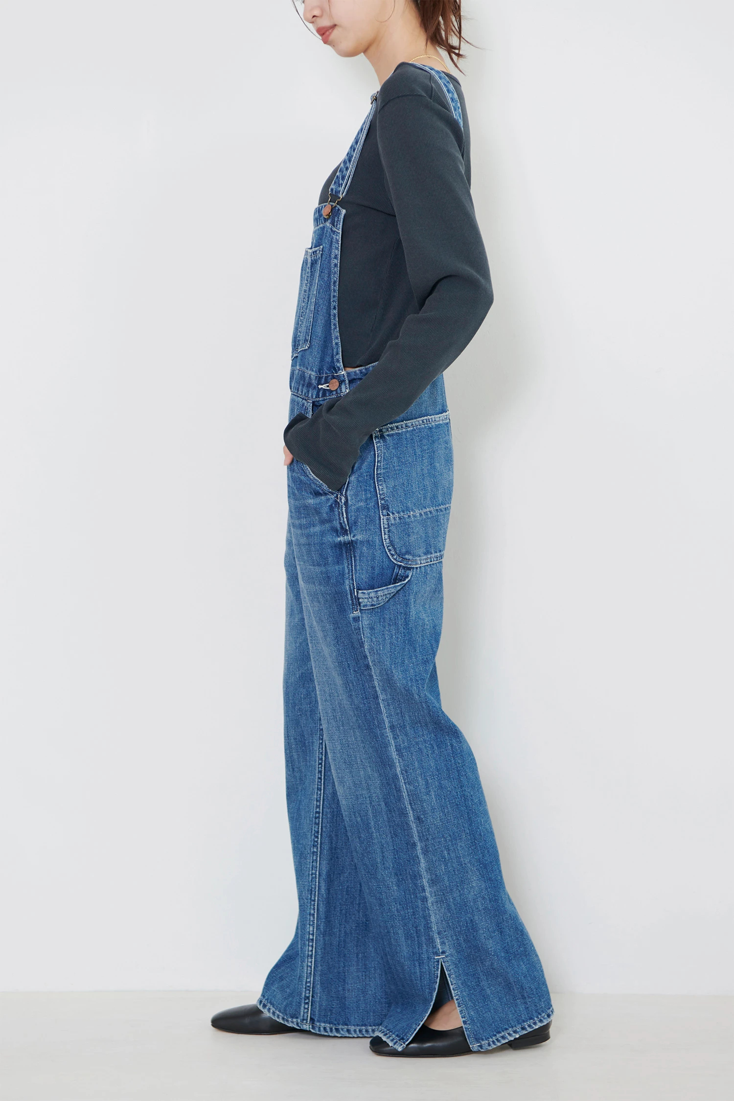 RED CARD TOKYO（レッドカード トーキョー）｜Nomad2アイテムの詳細