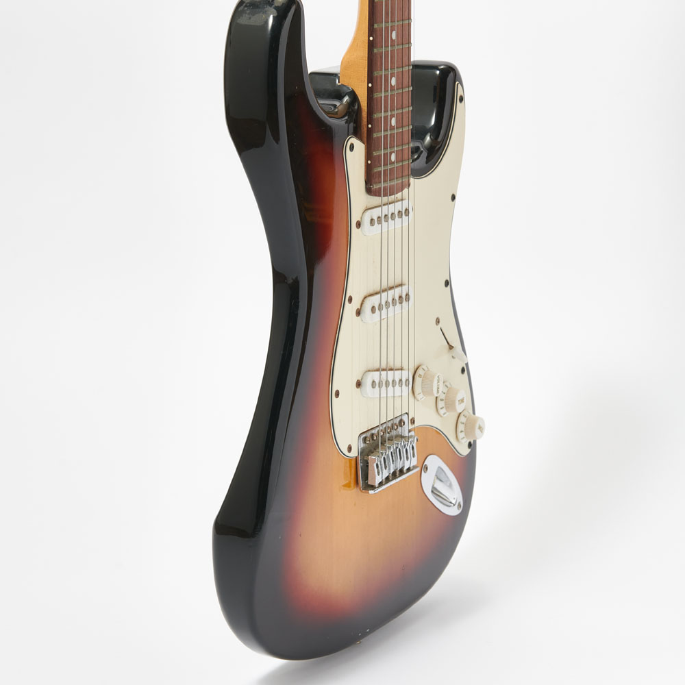 残り3時間で掲載終了】Maison エレキギター サンバースト 残り3時間で