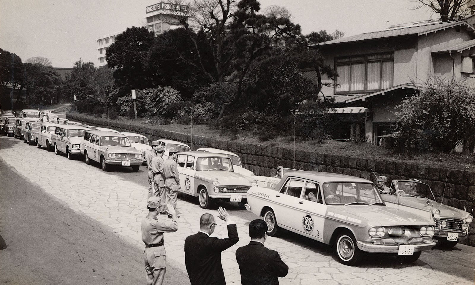 ヒルマンミンクスにミゼットⅡやウニモグも！ JAF創立からの歴代ロード