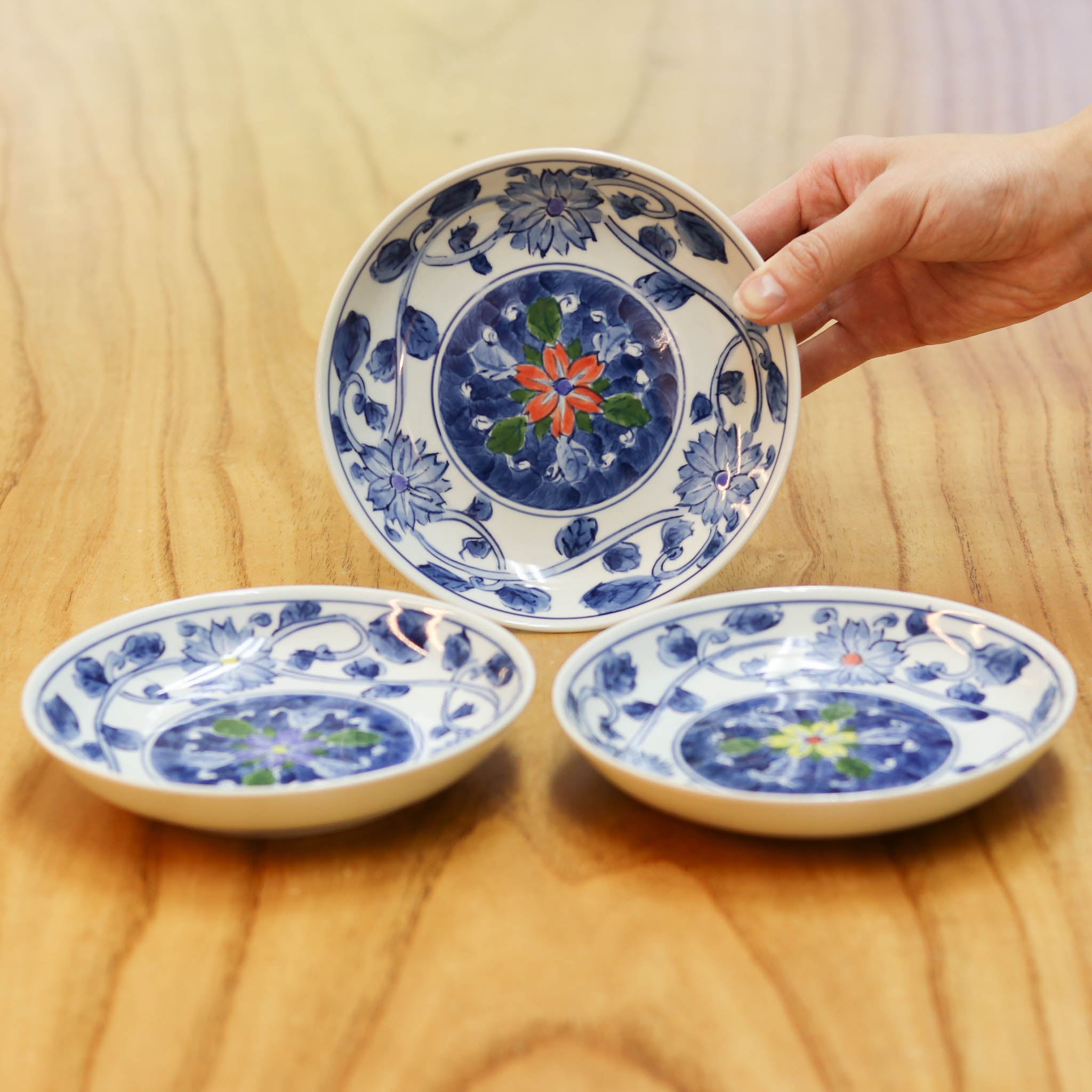 廃番】波佐見焼 皿 | 色絵花唐草 5寸皿 | 3枚セット | 浜陶