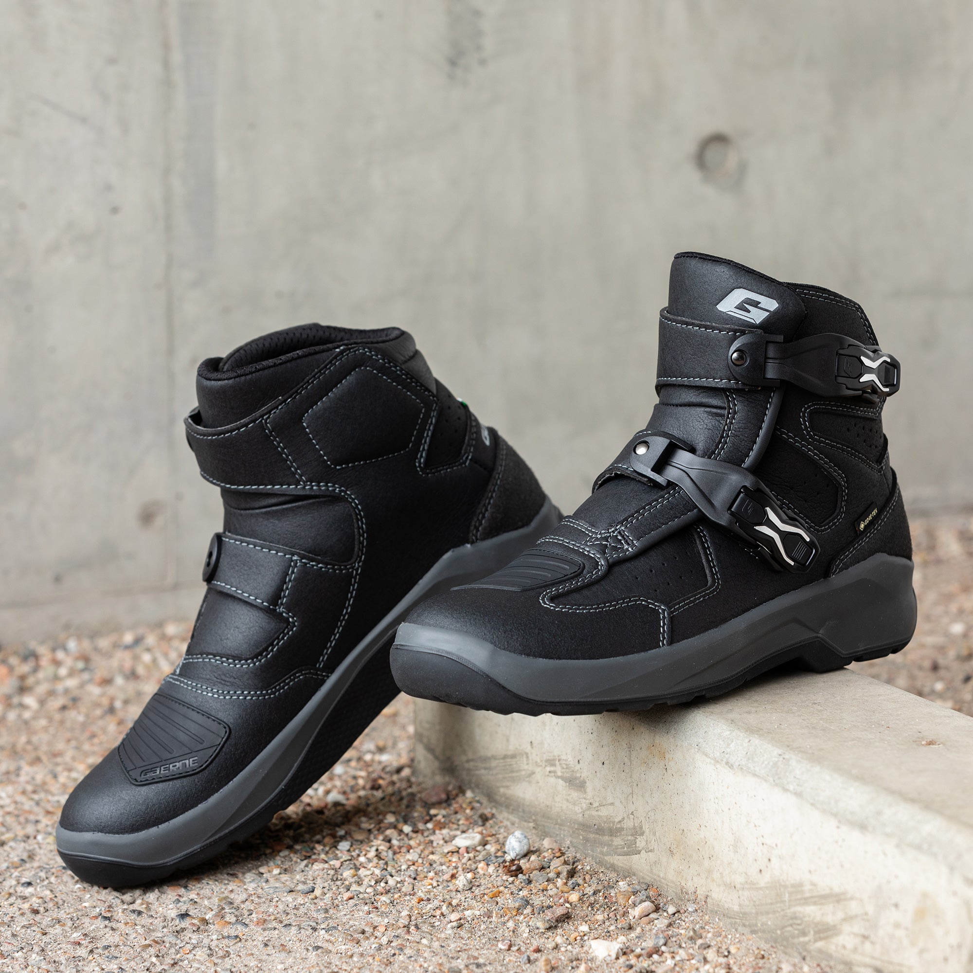 試着無料】ガエルネ パンテーラ ゴアテックス ネオブラック - バイク