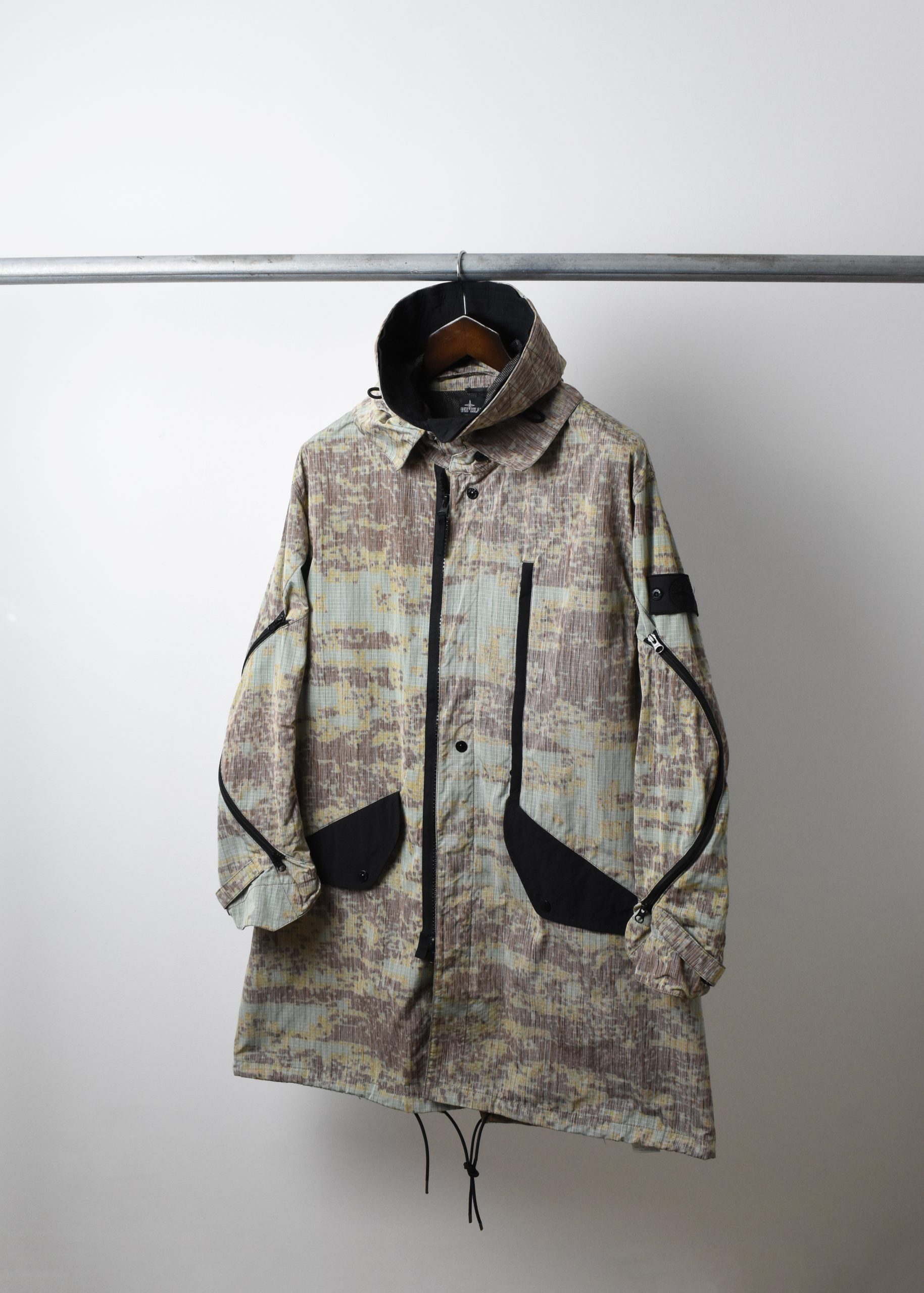 STONE ISLAND SHADOW PROJECT SS19 DPM CHINE FISHTAIL PARKA (XL