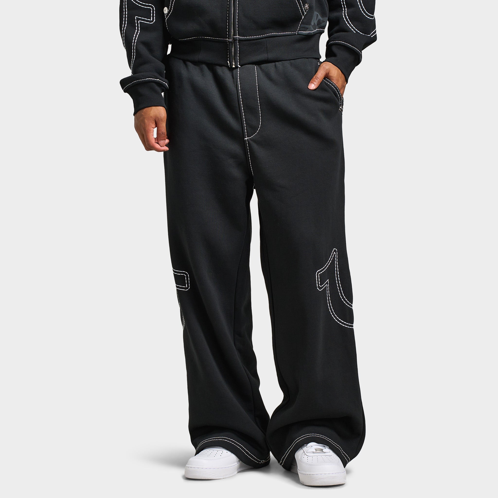 True Religion Baggy Big T Sweatpants / Jet Black – JD Sports