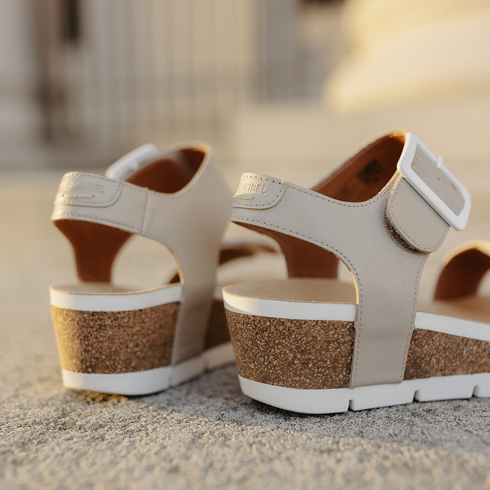 Quinn 02 | Women's Adjustable Leather Wedge | JOSEF SEIBEL