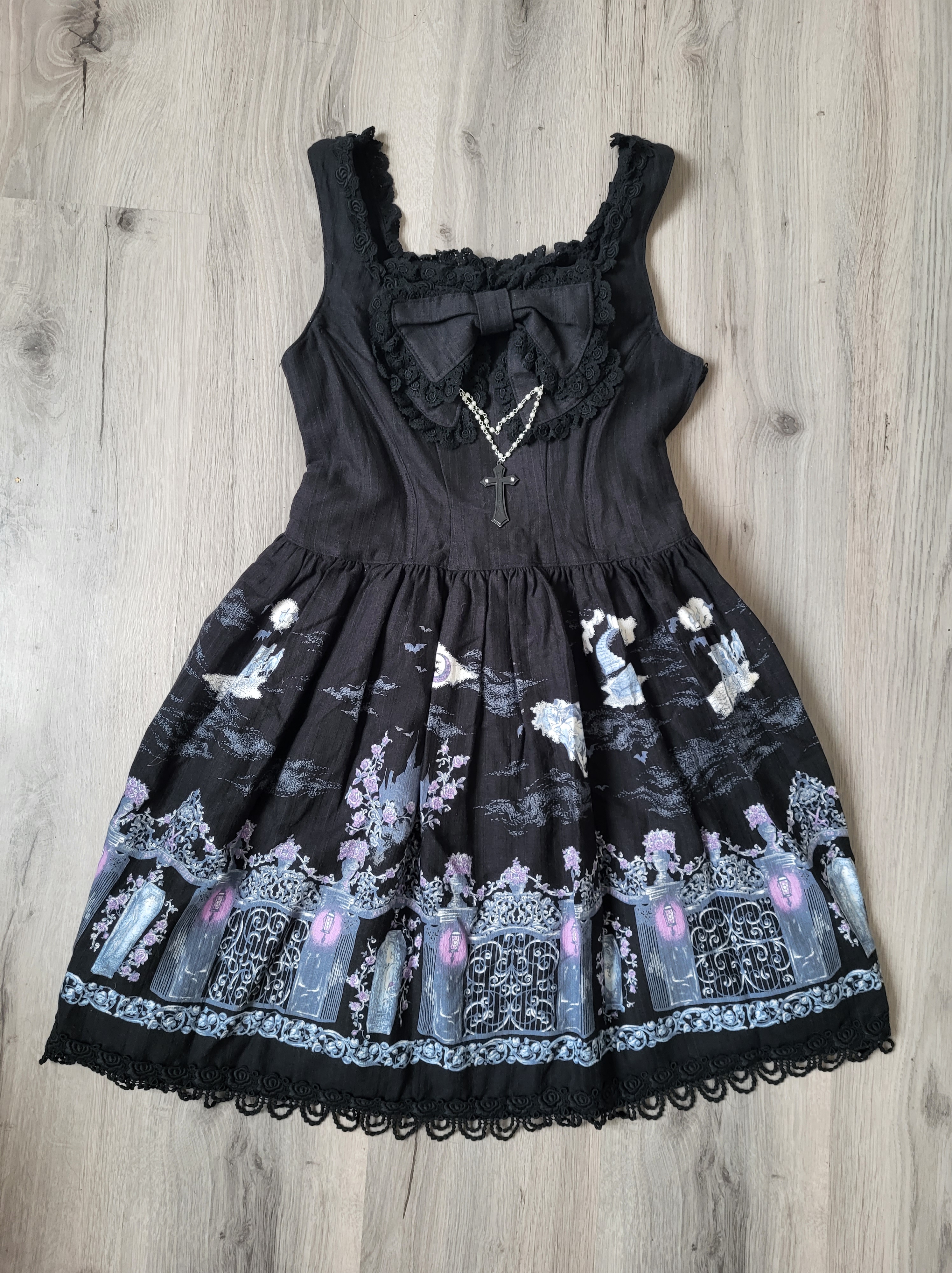 Print details: Alice and the Pirates Vampire Requiem JSK