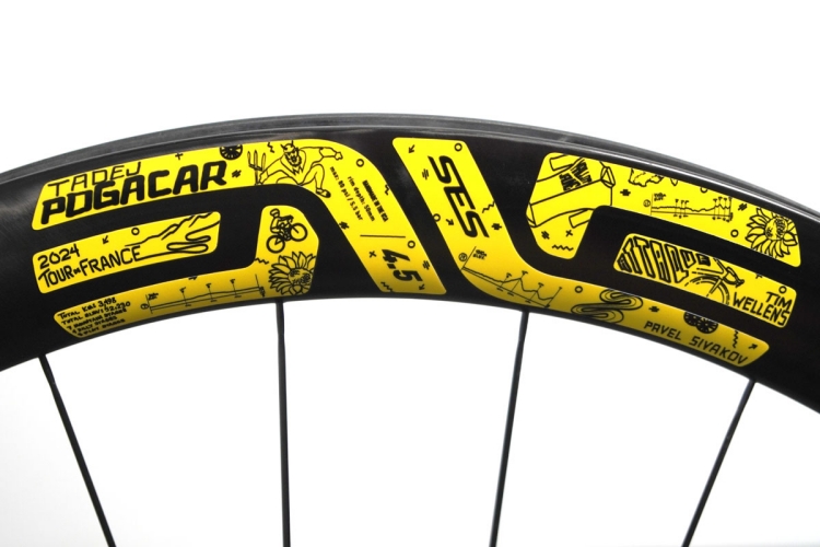 エンヴィのツール優勝カーボンホイール、ついに発売！これは見逃せない