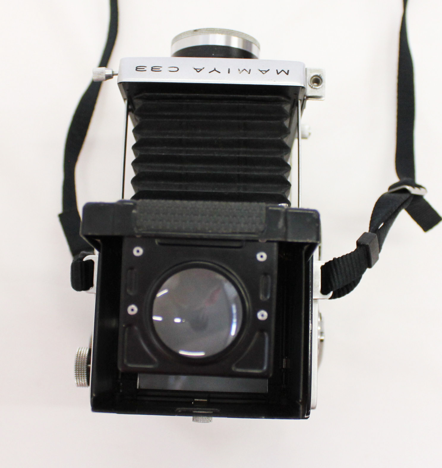 Mamiya C33 Professional Medium Format TLR with 105mm F/3.5 Lens