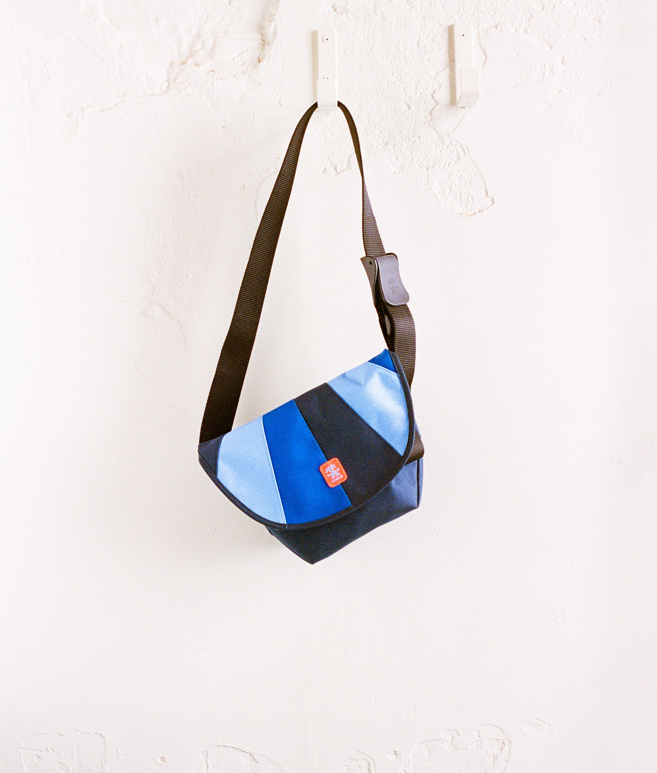 女性と男性のためのメッセンジャーバッグ | Crumpler Australia