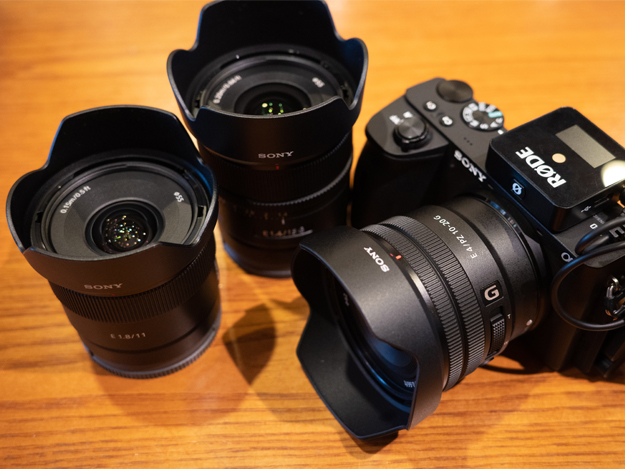ソニー、APS-CフォーマットサイズEマウント純正ワイドレンズ「E 11mm