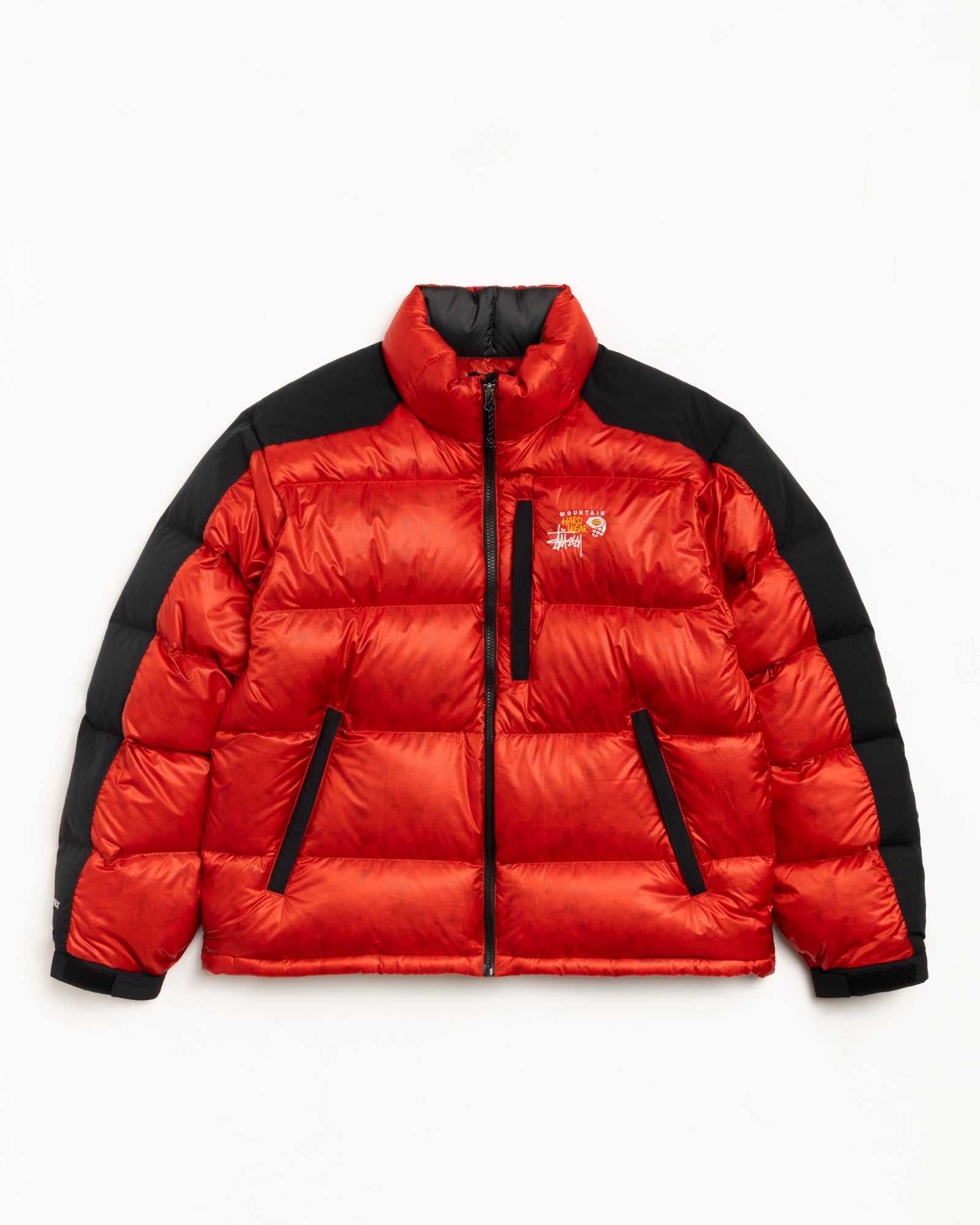 Stüssy & Mountain Hardwear Subzero™ Down Jacket – Desert Red