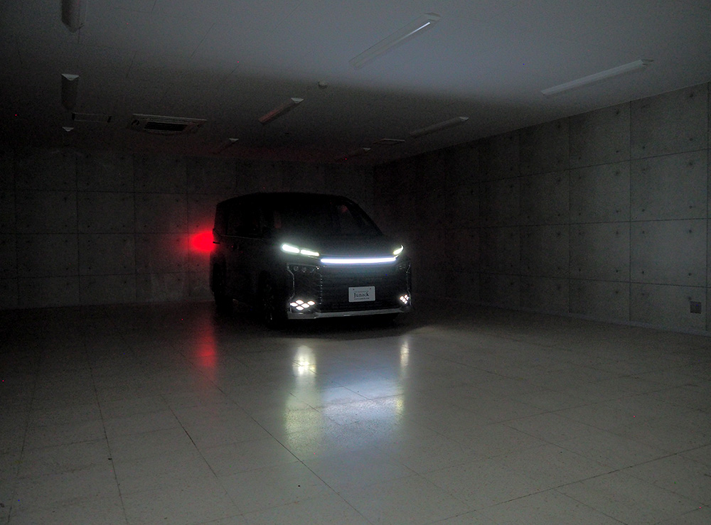 LEDトランスフォーム】TOYOTA90ヴォクシー専用 モデリスタシグネチャー