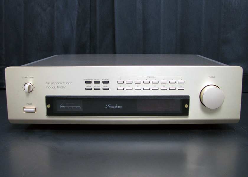 Accuphase T-109V FMチューナー - 中古オーディオの販売や買取なら