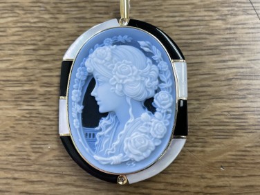 ｹﾞﾙﾊﾙﾄﾞｼｭﾐｯﾄ作 K18 ｶﾒｵ ﾌﾞﾛｰﾁ ﾄｯﾌﾟ 入荷いたしました！ | 八女