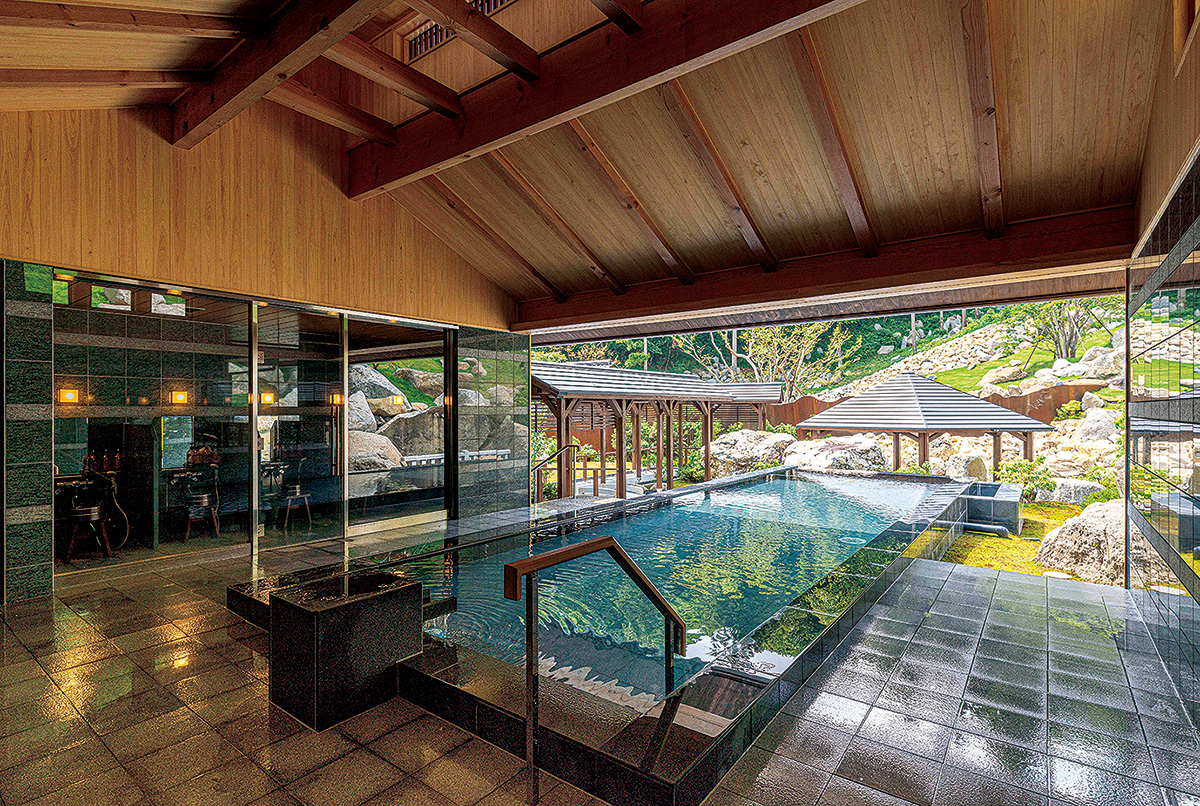 母畑温泉で極上のひとときと御岩神社参りでご利益を! 関鉄 化粧室付