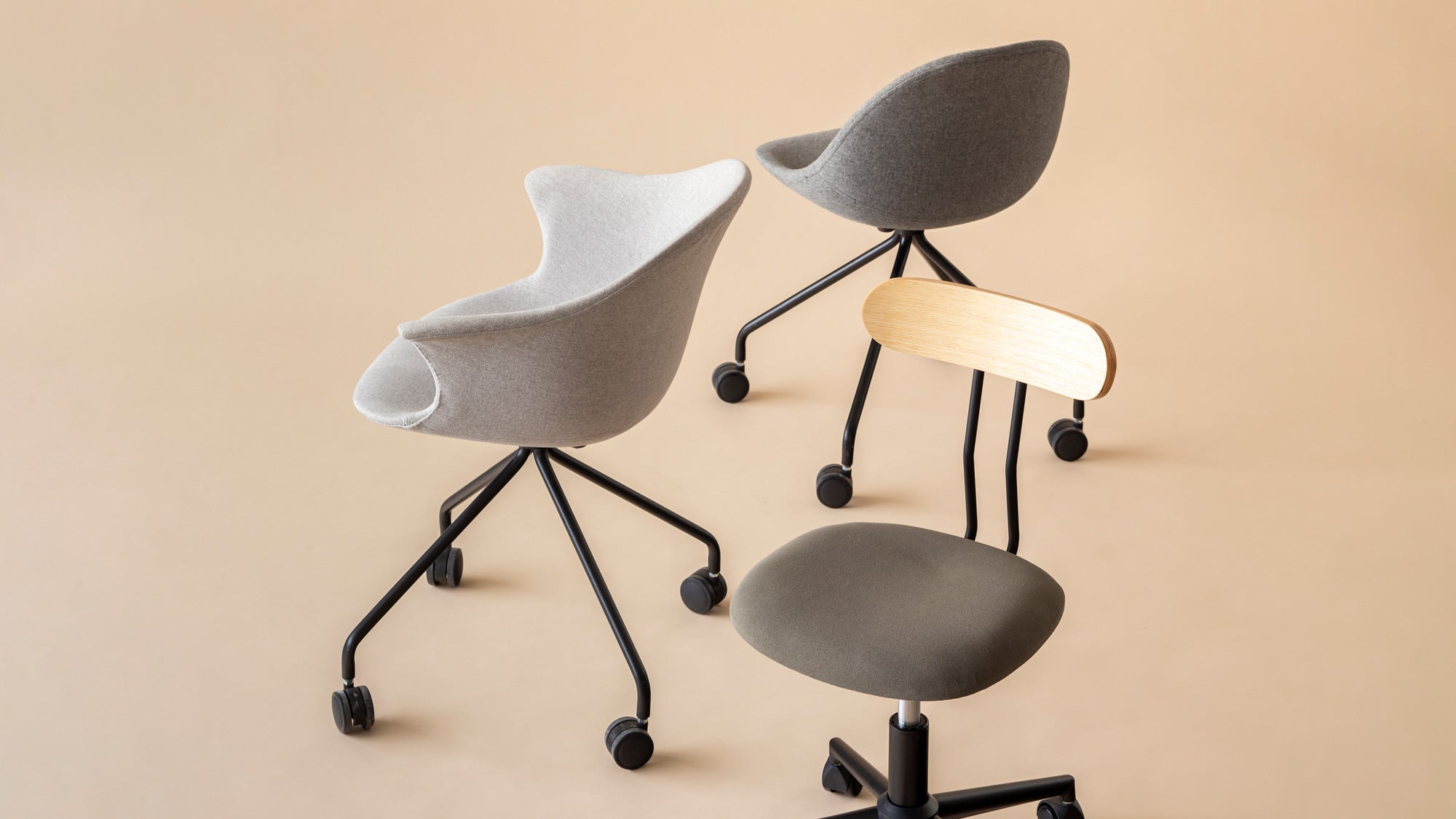 ワークスペースで使いたいデザインを愉しむデスクチェア – KANADEMONO