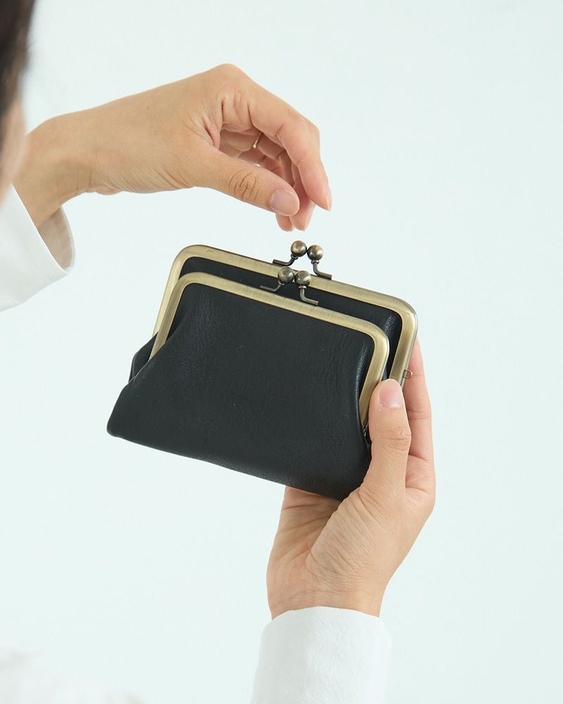 日々の買い物もスムーズ「ワラビー がま口ショートウォレット