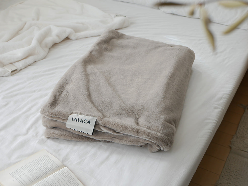LALACA/ララカ＞洗えるなめらか素材のヒーターブランケット – カチモ