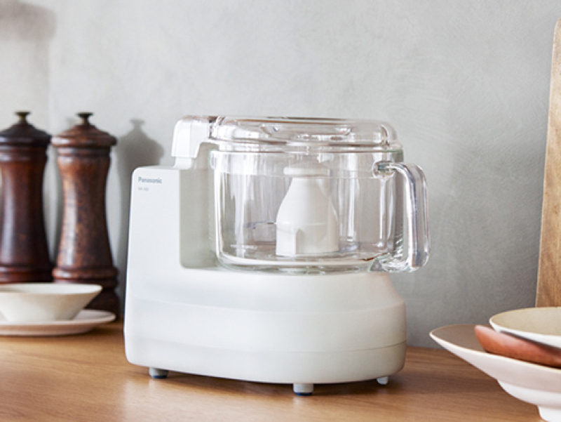 パナソニック、食洗機対応のフードプロセッサー。スライスや千切りも