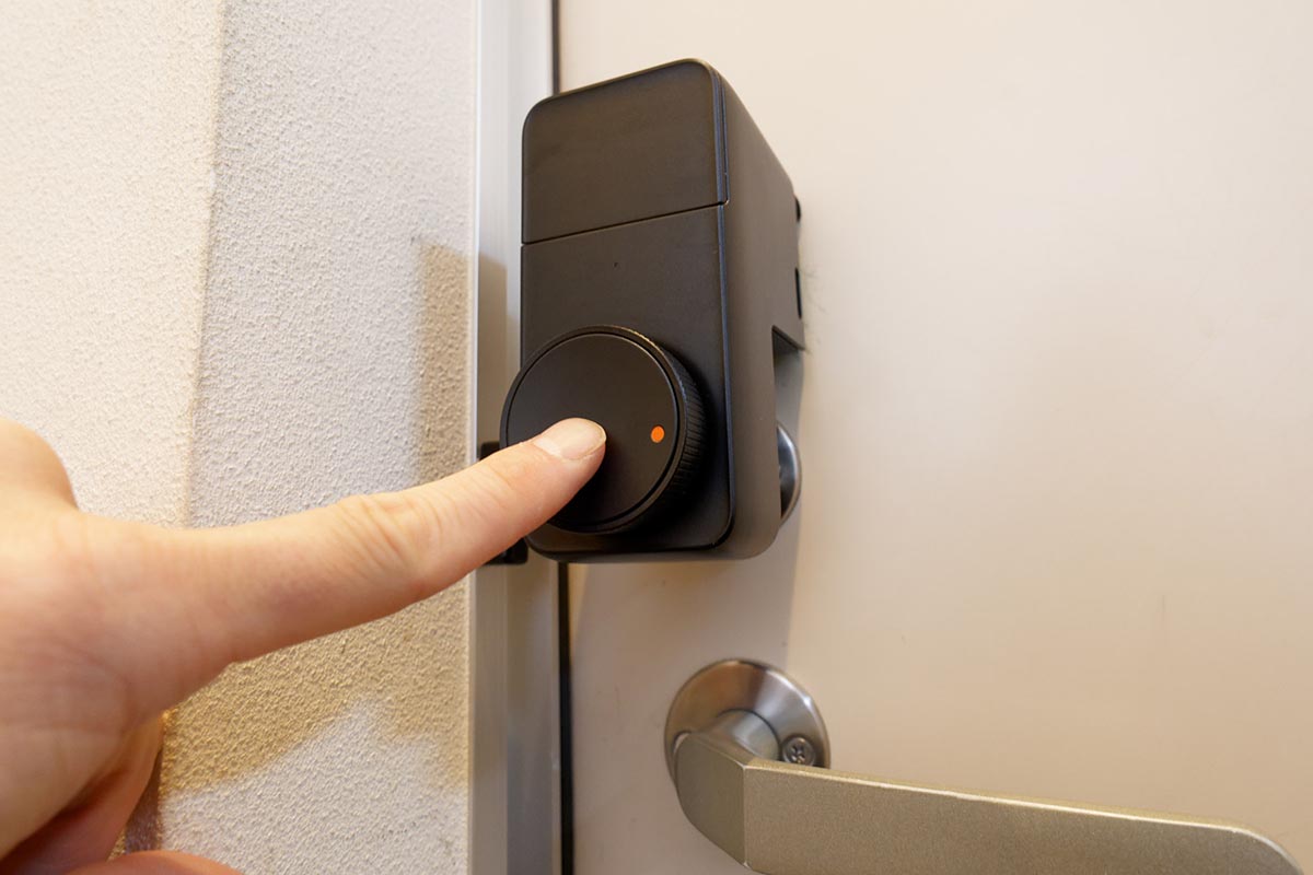 SwitchBotスマートロック「プロ」何が違うの? 二重ロックの自宅に導入