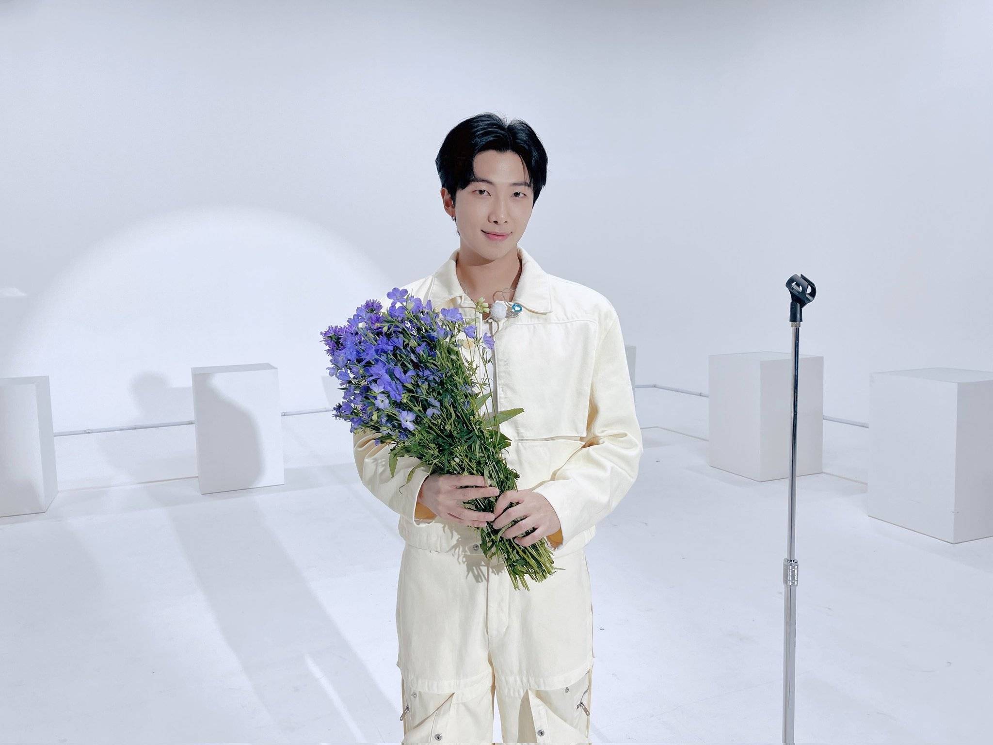 BTS(バンタン)RM(アールエム)】祝除隊！BTSの知性担当リーダーRMを深