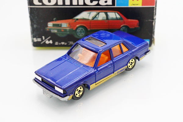 ミニカーショップ ケンボックス トミカ 黒箱☆17-4-3☆日産ブルー
