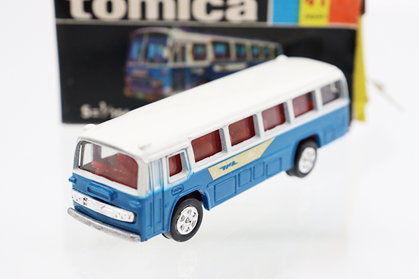 ミニカーショップ ケンボックス トミカ 黒箱☆41☆三菱ふそう東名高速