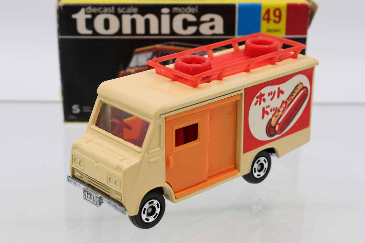 ミニカーショップ ケンボックス トミカ 黒箱☆49☆いすゞエルフ