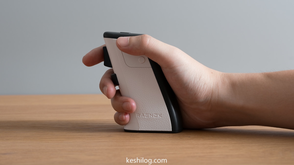 知る人ぞ知るガングリップ型マウスの新作「Ragnok 2」をレビュー | け