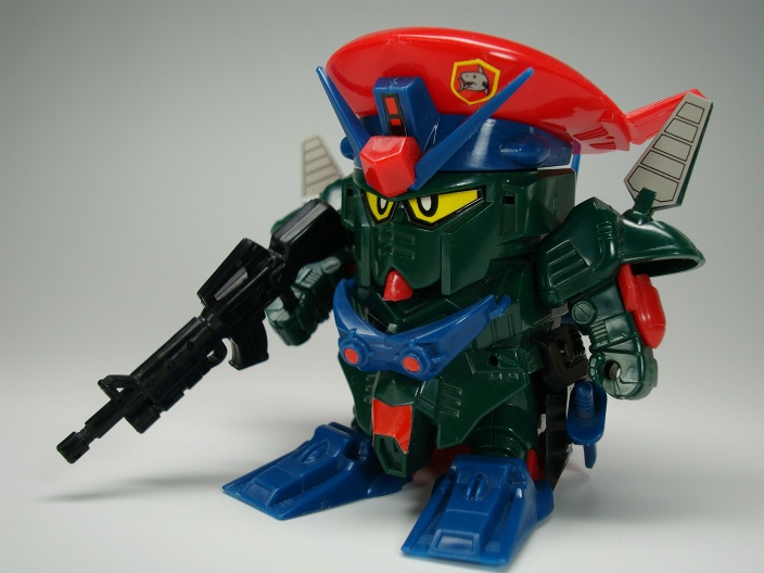 元祖SDガンダム NO-102 B&Rベレーガンダムチーム