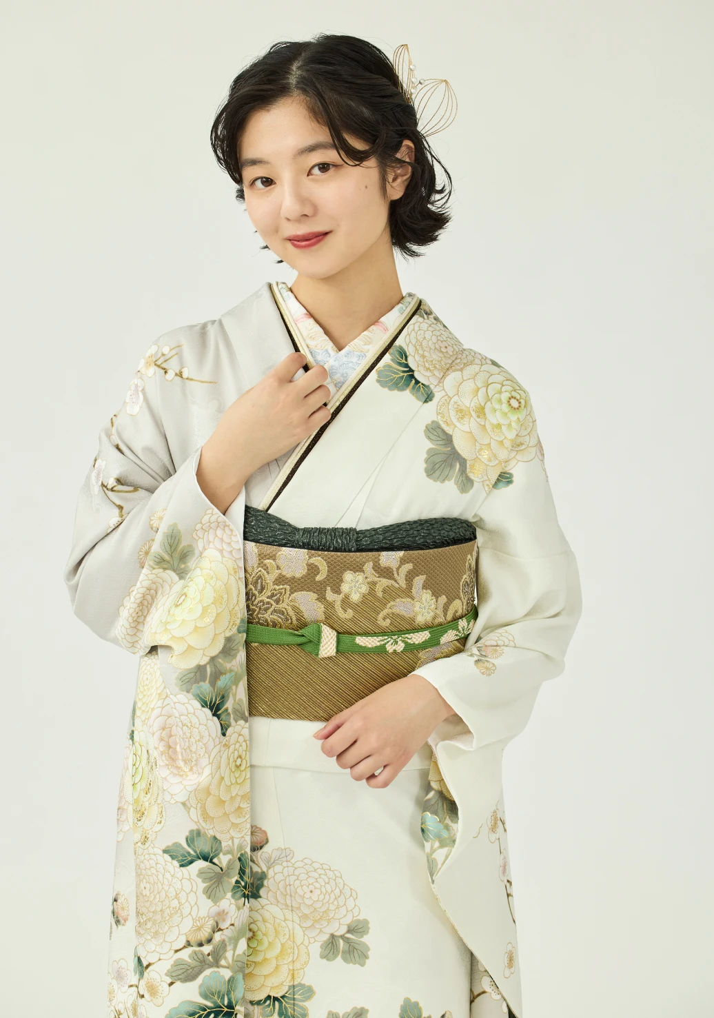 振袖／六花の菊／月白 | 振袖レンタル·購入や成人式の着付けは「きもの