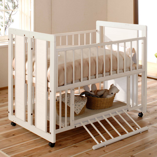 長く使えるロングライフベビーベッド