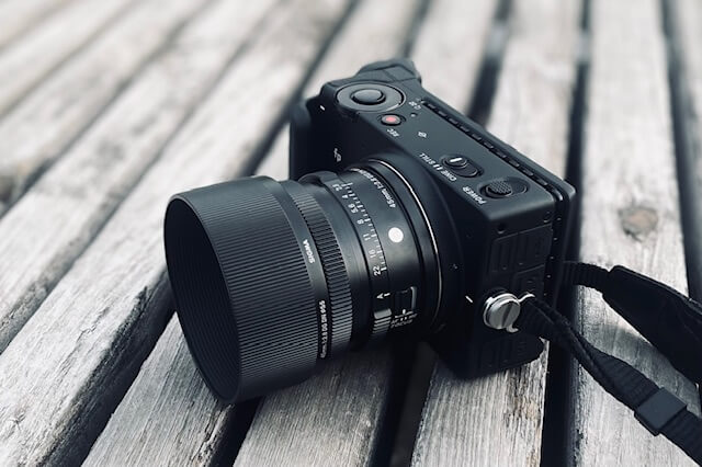 SIGMA fpという令和のベストセラー機。｜記憶カメラ