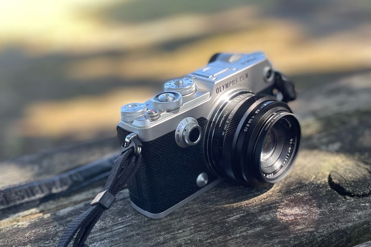 いい感じにヴィンテージ感が出てきた、OLYMPUS PEN-F。｜記憶カメラ