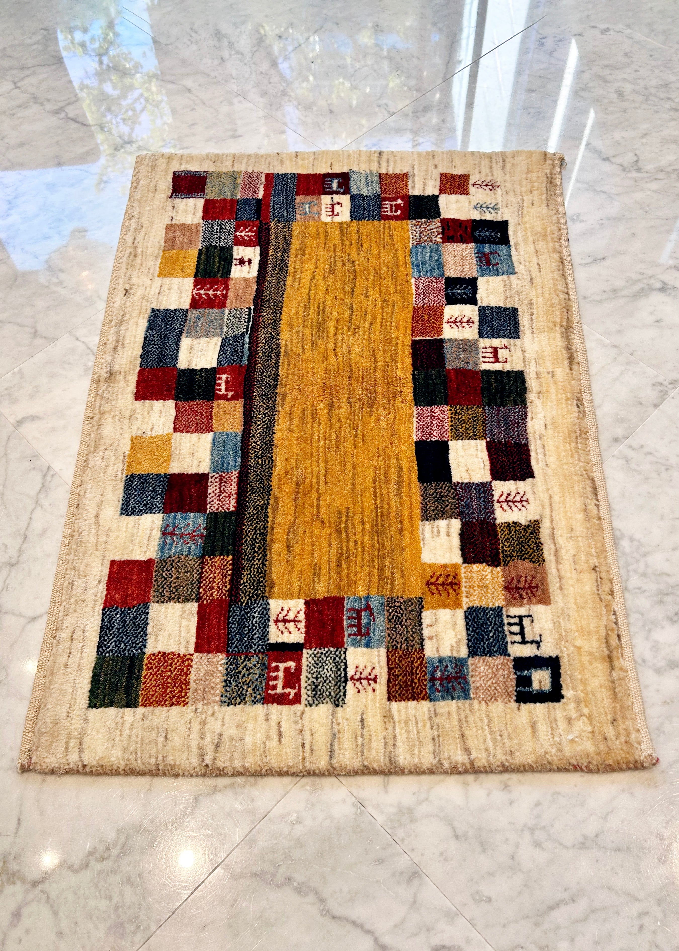 遊牧民の絨毯 】Zollanvari ゾランヴァリ ギャッベ 86×60㎝ (No.04085