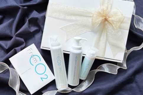 fromCO2〈フロムシーオーツー〉高濃度炭酸スキンケア化粧品・公式