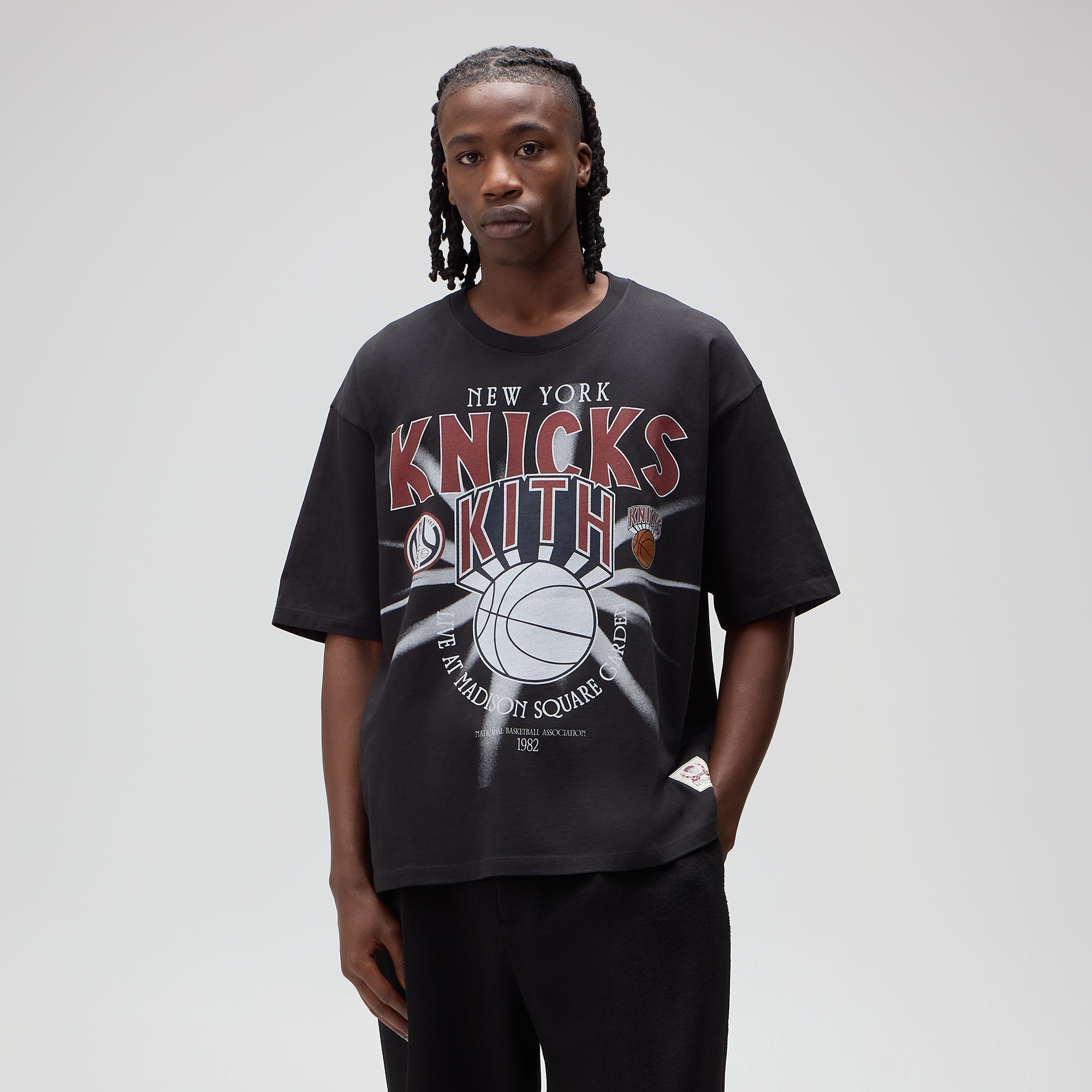 Kith for the New York Knicks Madison Square Garden Burst Jones Tee - B