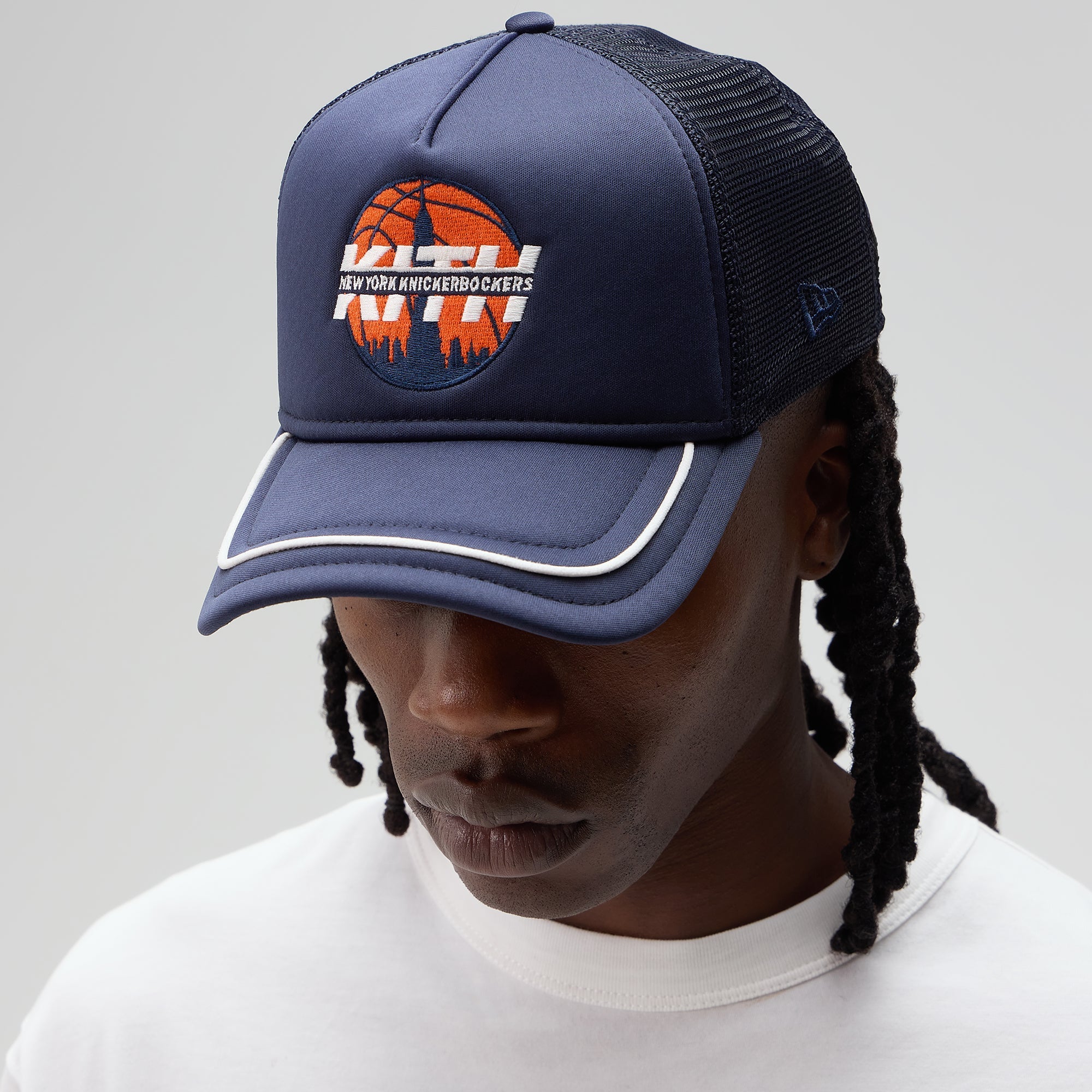 Kith & New Era for the New York Knicks 9FORTY Trucker Snapback - Noctu