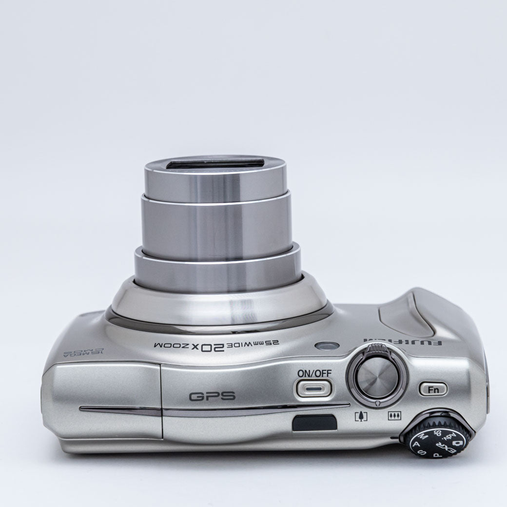 FUJIFILM FinePix F770EXR シャンパンゴールド – ねりま中古カメラきつね堂