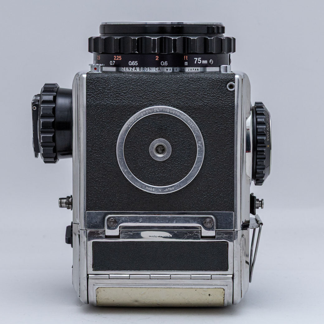 Zenza Bronica S2, NIKKOR-P 75mm F2.8, 6x6フィルムホルダー – ねりま